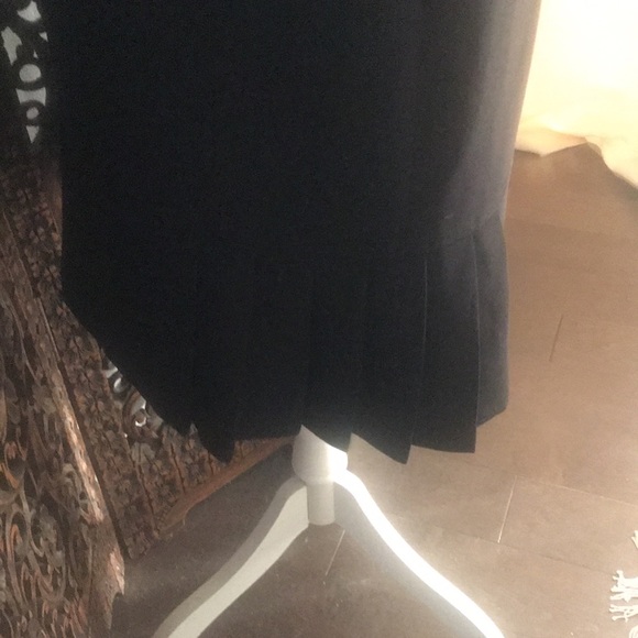 Tahari Arthur S Levin peplum Checked Suit Size 8 - Picture 7 of 9